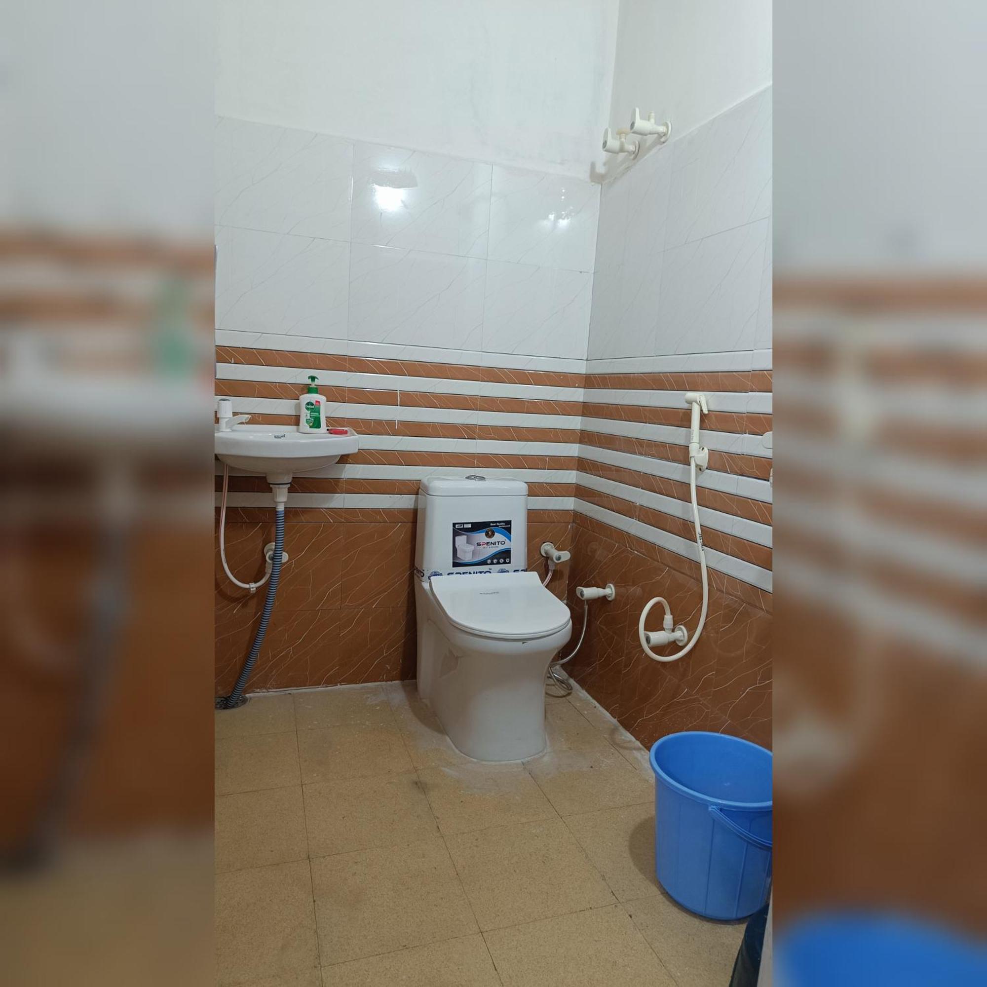 Keshav Narayan Home Stay Mathura Exteriör bild